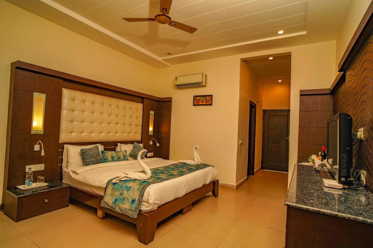 Excel Hotels And Resorts Bhimtal Bhīm Tāl Exterior foto